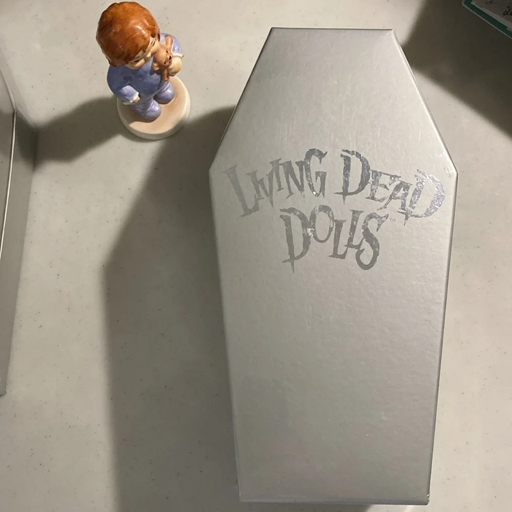 2000 Living Dead Dolls series 5, Set of 5